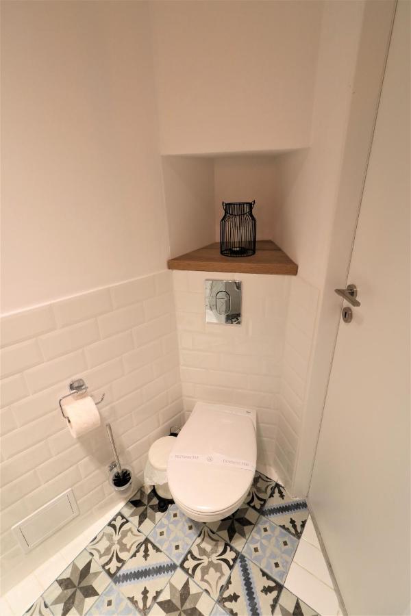 Charming City Center Apartment - Free Minibar Bucareste Exterior foto