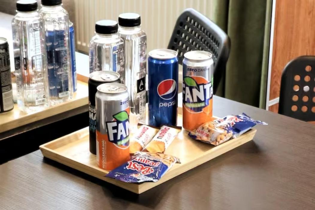 Charming City Center Apartment - Free Minibar Bucareste Exterior foto